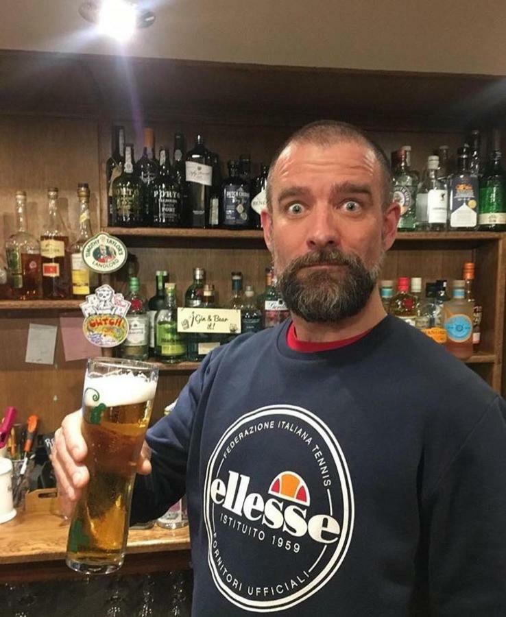 The Bear Inn Hodnet ภายนอก รูปภาพ