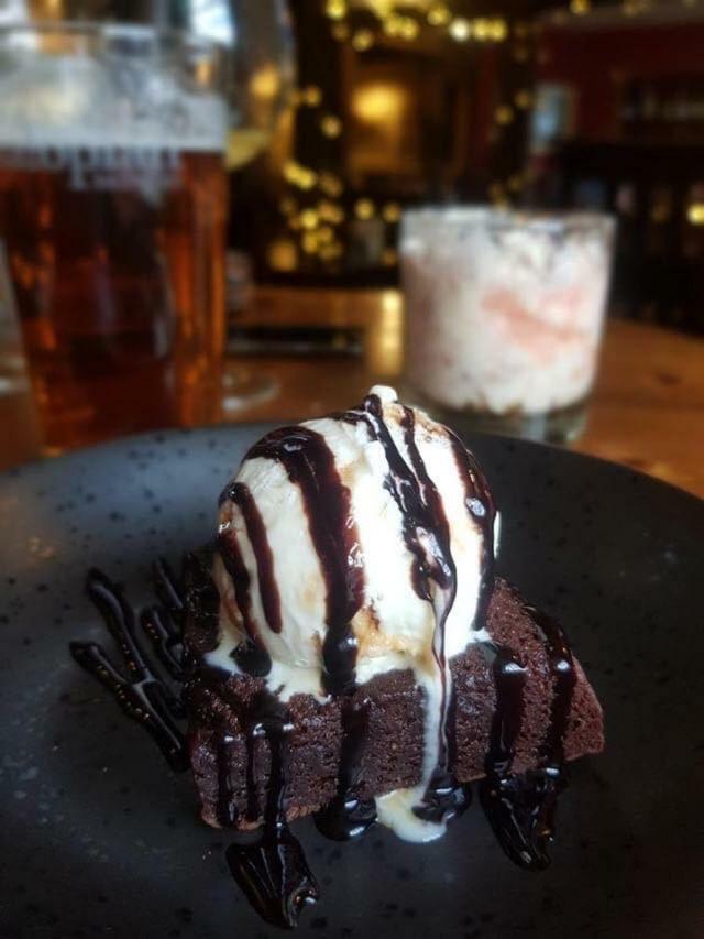 The Bear Inn Hodnet ภายนอก รูปภาพ